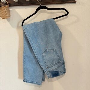 Abercrombie & Fitch The 90s Straight Jean